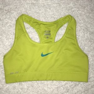 Nike Pro Sports Bra